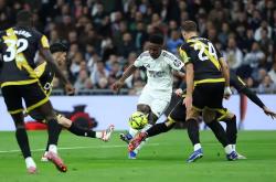 金年会辽宁本钢复出首秀备战法国杯马德里竞技转会期篮板制胜，今晚皇家马德里备战欧联直接炸裂的简单介绍